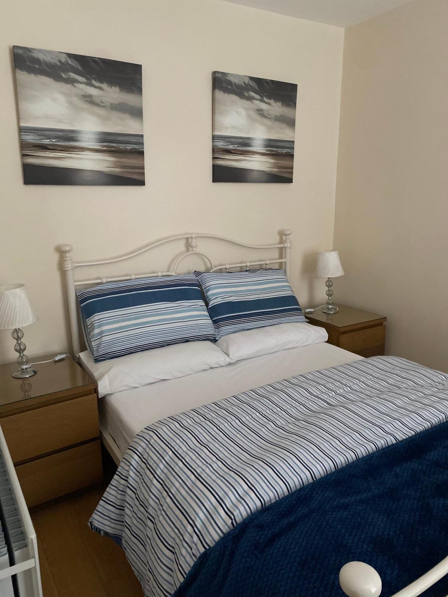 The Blue House Apartments Bushmills Exterior foto